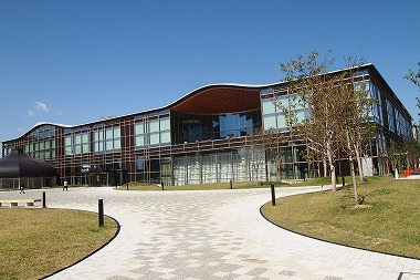 岐阜市立中央図書館